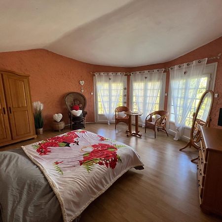 Bastide Du Bonheur Saint Donat Bed and Breakfast Gréoux-les-Bains Exteriör bild