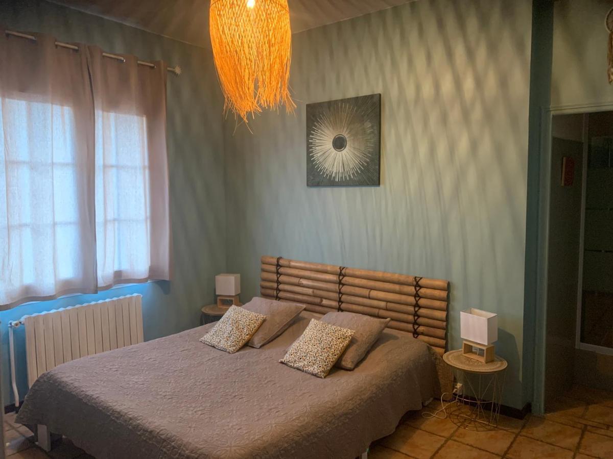 Bastide Du Bonheur Saint Donat Bed and Breakfast Gréoux-les-Bains Exteriör bild